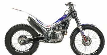 Montesa22_MY23_301_race_4066_ps-LATERAL-DERECHA-SIN-INTERMITENTES-scaled