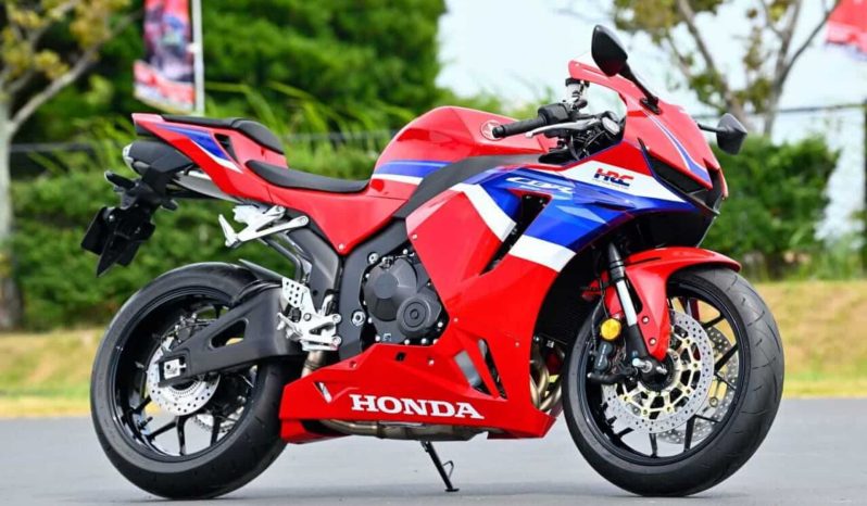 CBR600RR 2024 (Especificaciones y precios) lleno