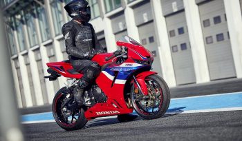 CBR600RR 2024 (Especificaciones y precios) lleno